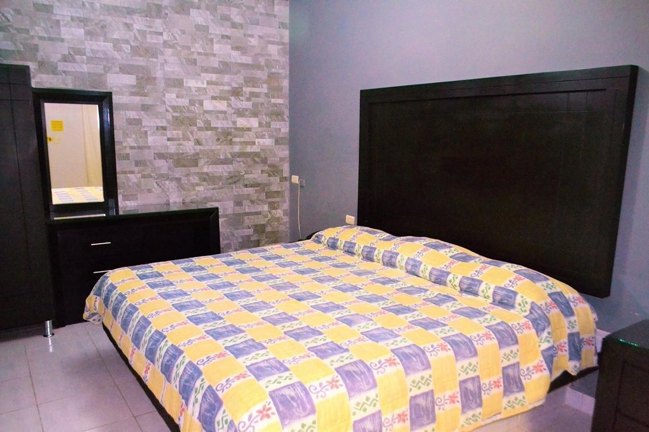 Hotel Laguna Inn Torreón Exteriör bild