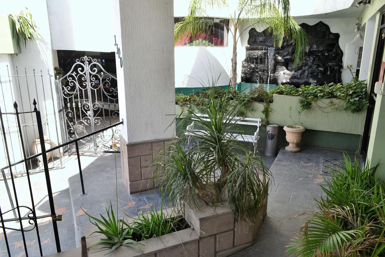 Hotel Laguna Inn Torreón Exteriör bild